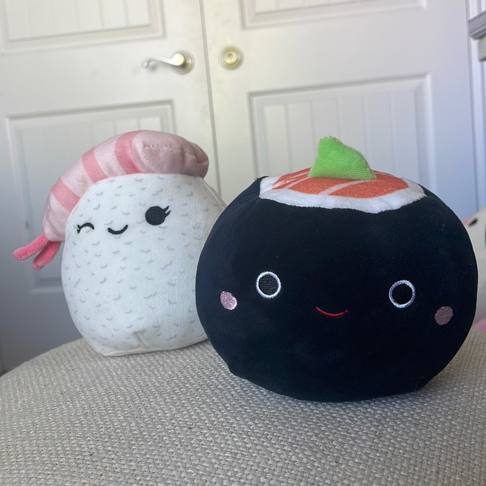 Bundle of 2 Sushi Squishmallows! 🍣